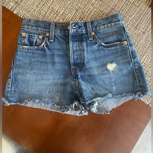 Womens Levi Shorts!